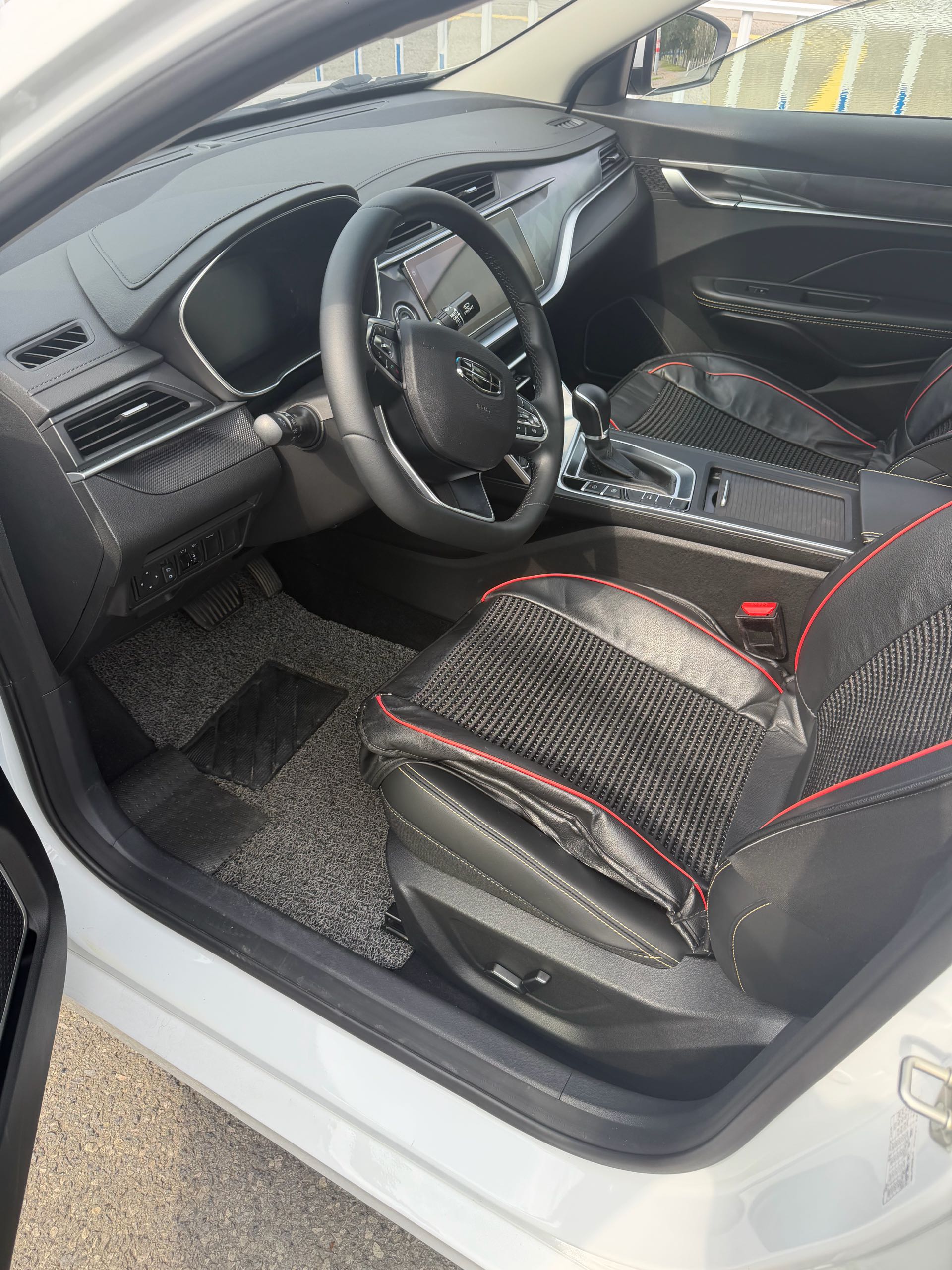 GEELY Binray 2022 #2 GEELY Binray 2022 car image #2