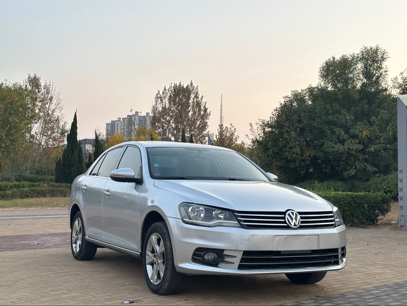 Volkswagen Bora 2015 #3 Volkswagen Bora 2015 изображение автомобиля #3