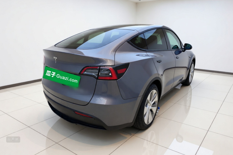 Tesla Model Y 2022 #7 Tesla Model Y 2022 car image #7