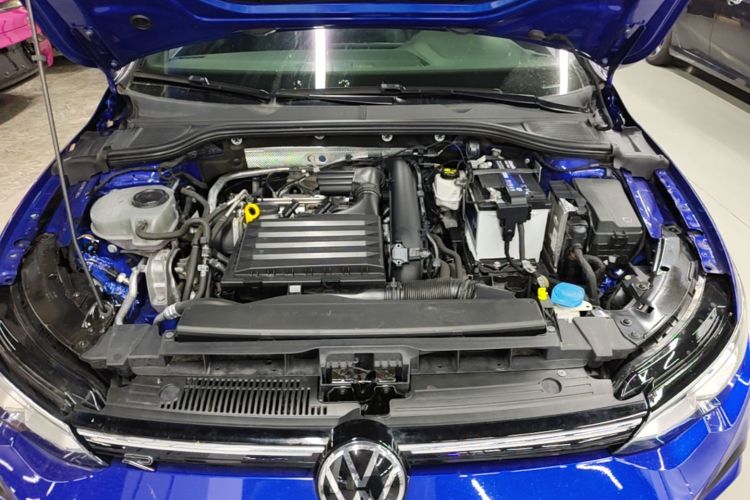 Volkswagen Golf 2022 car image #20