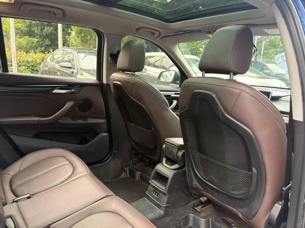 BMW X1 2019 #13 BMW X1 2019 car image #13
