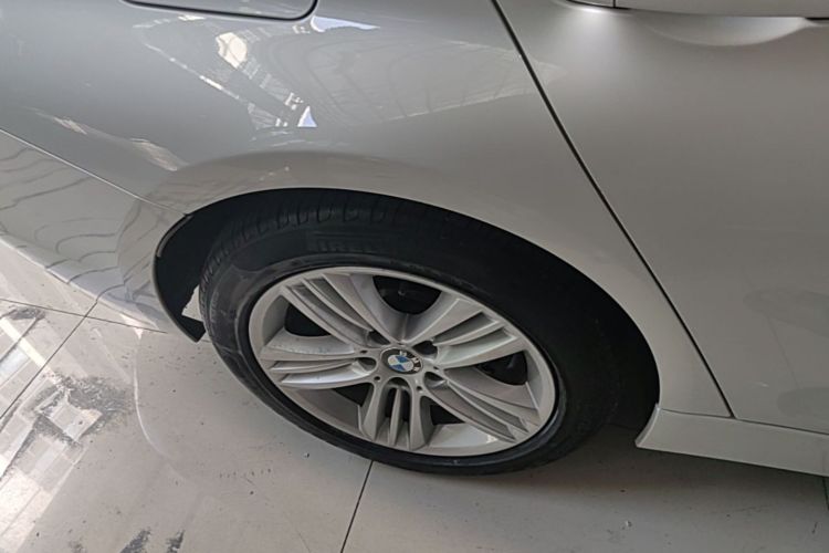 BMW 3 Series 2017 #10 BMW 3 Series 2017 car image #10