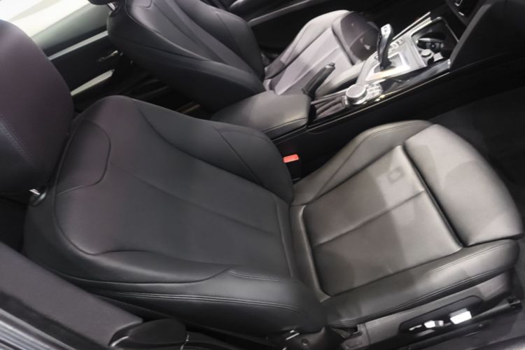 BMW 3 Series GT 2019 car image #24