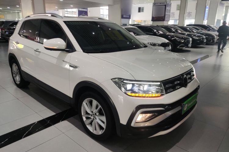 Volkswagen T-Cross 2021 car image #6