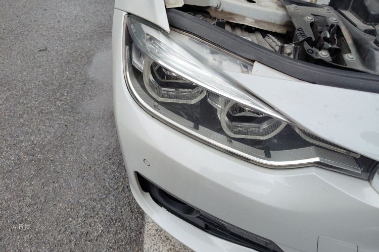 BMW 3 Series 2016 #8 BMW 3 Series 2016 car image #8