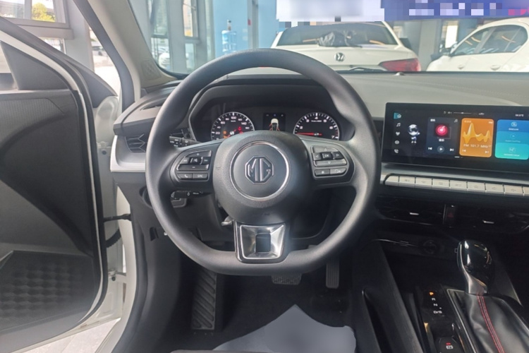 MG 5 2024 imagen de coche #11