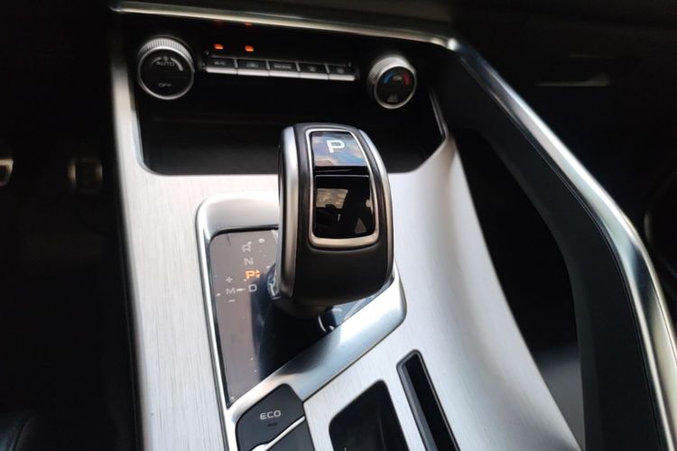 GEELY Coolray 2020 car image #14