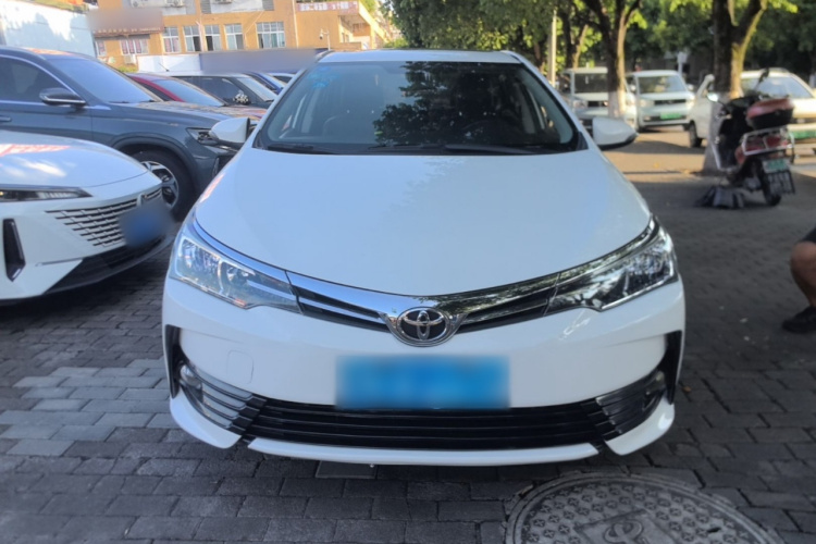 Toyota Corolla 2017 #3 Toyota Corolla 2017 car image #3