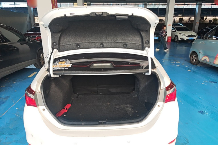 Toyota Corolla 2018 car image #19