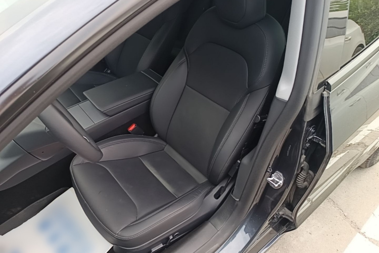 Tesla Model 3 2024 #15 Tesla Model 3 2024 car image #15