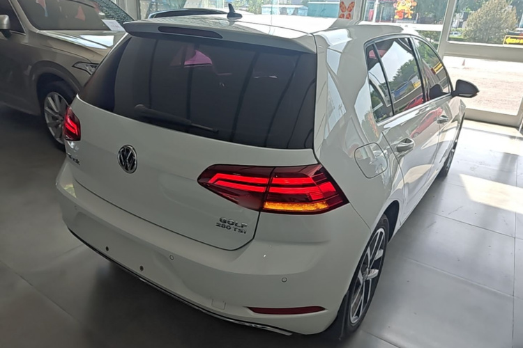 Volkswagen Golf 2020 #7 Volkswagen Golf 2020 car image #7