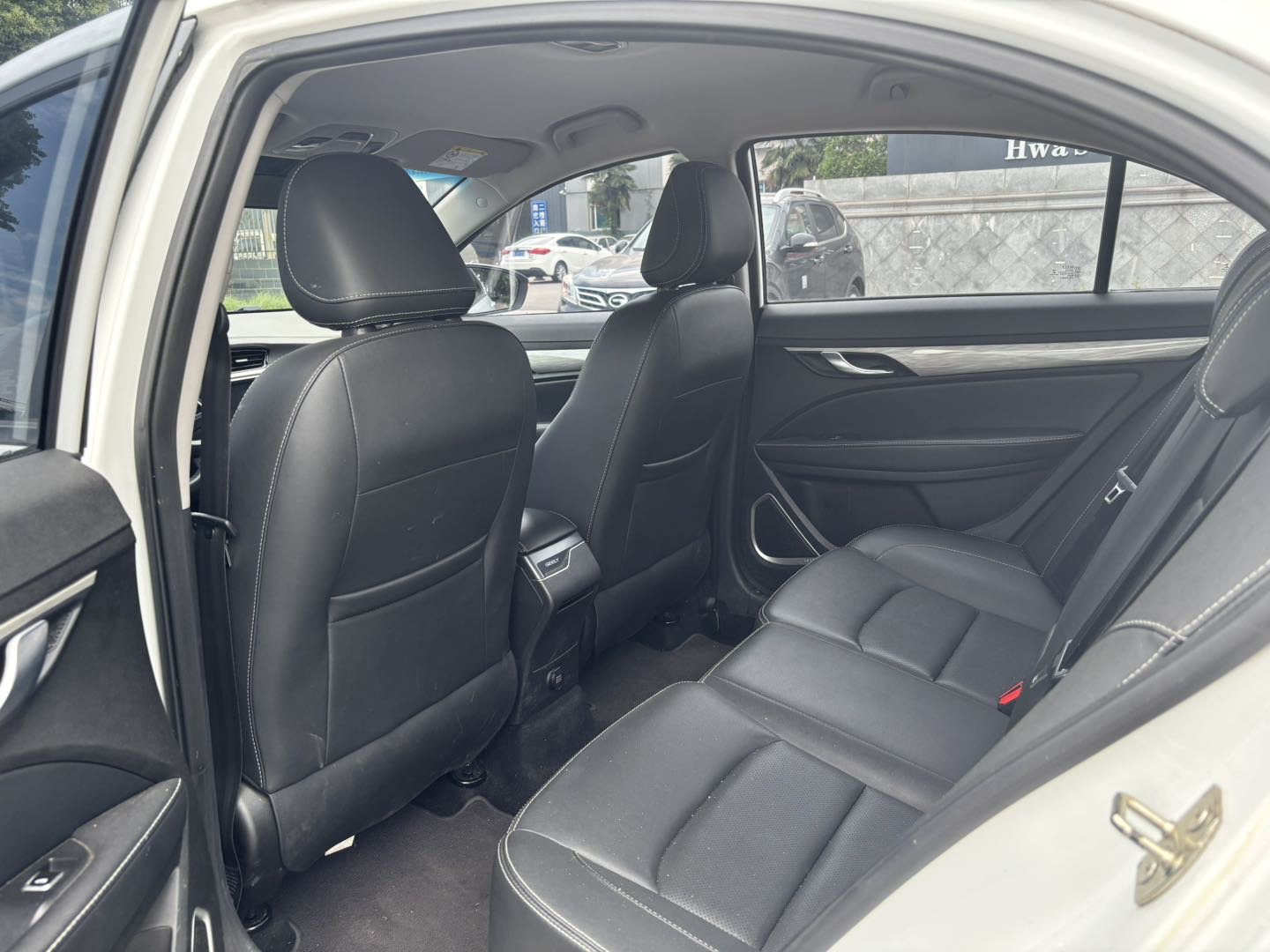 GEELY Emgrand 2019 #5 GEELY Emgrand 2019 car image #5