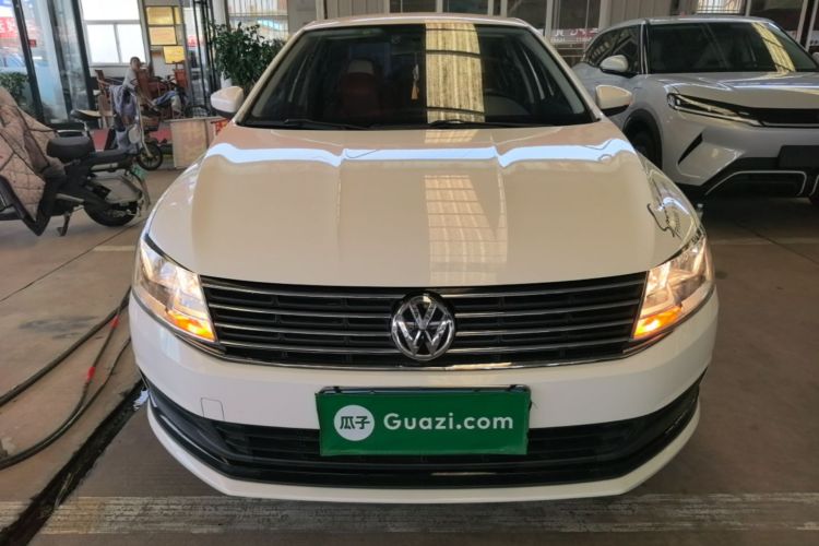 Volkswagen Lavida 2019 car image #3