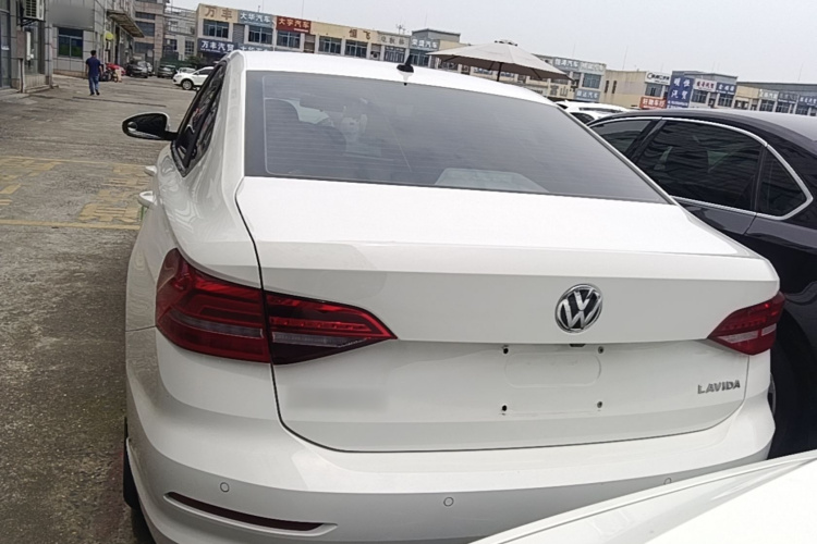 Volkswagen Lavida 2020 #4 Volkswagen Lavida 2020 car image #4