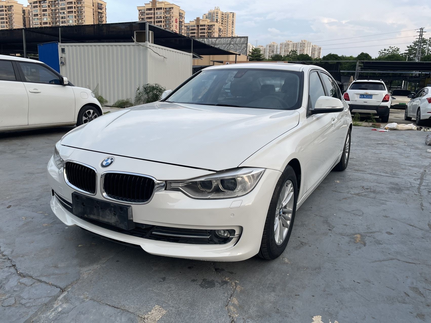2014 2014 car image