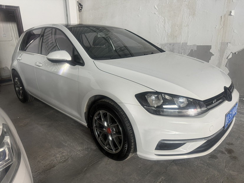 Volkswagen Golf 2018 Volkswagen Golf 2018 car image