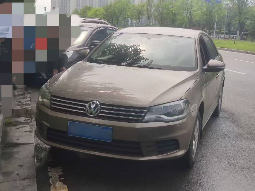 Volkswagen Bora 2014 car image 