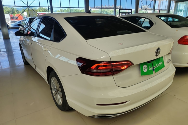 Volkswagen Lavida 2021 car image #5