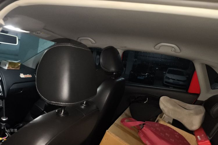 Volkswagen Polo 2015 car image #20