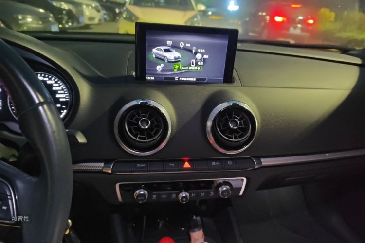 Audi A3 2018 صورة سيارة #15