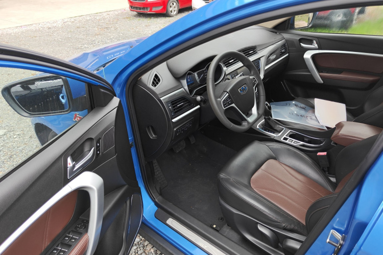 GEELY Emgrand 2017 car image #16