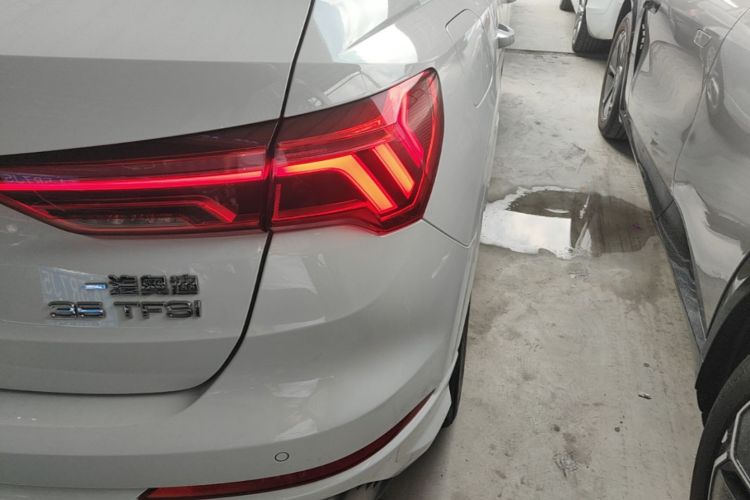 Audi Q3 2020 #8 Audi Q3 2020 car image #8