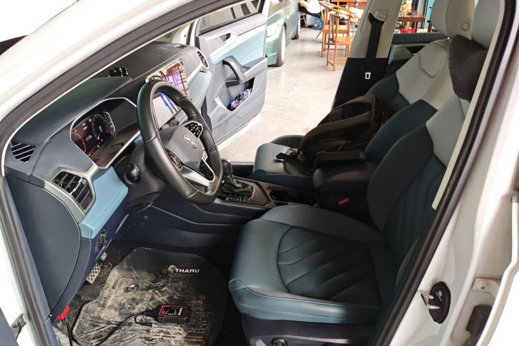Volkswagen Tharu 2023 car image #19