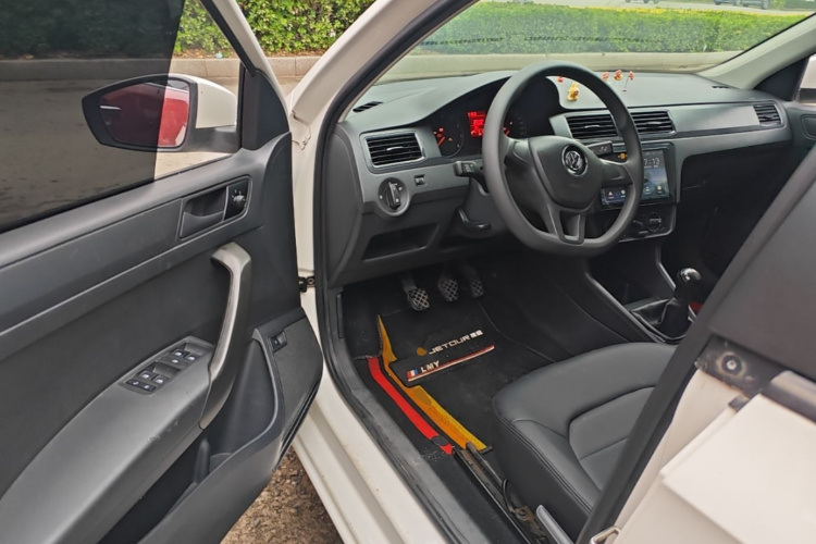 Volkswagen Santana 2017 car image #16