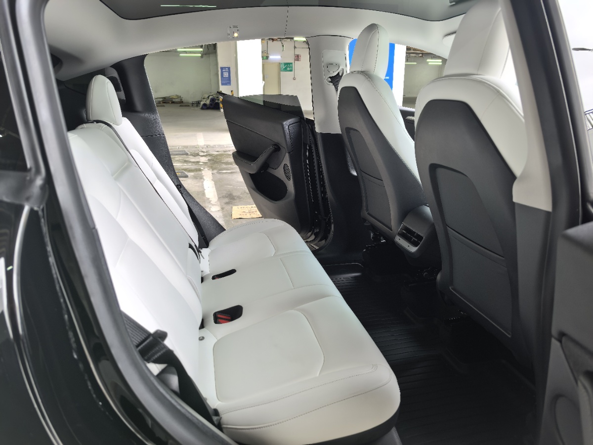 Tesla Model Y 2021 #9 Tesla Model Y 2021 car image #9