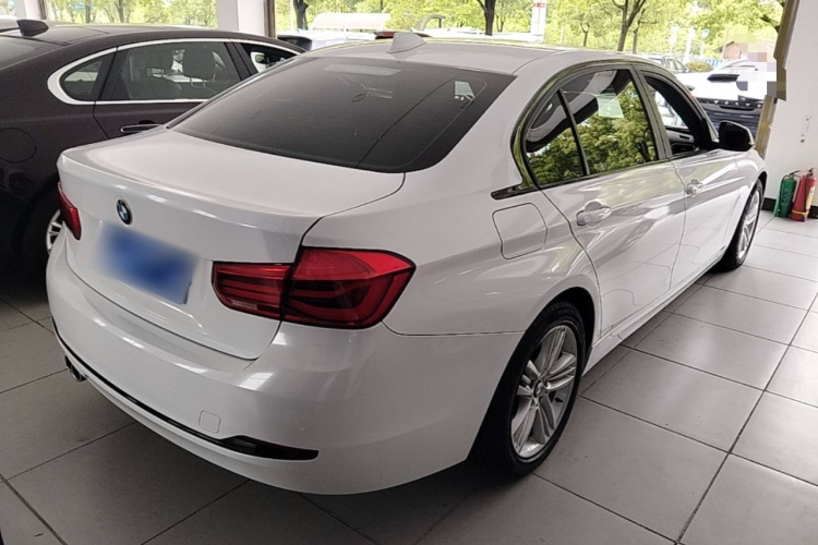 BMW 3 Series 2017 car image #7