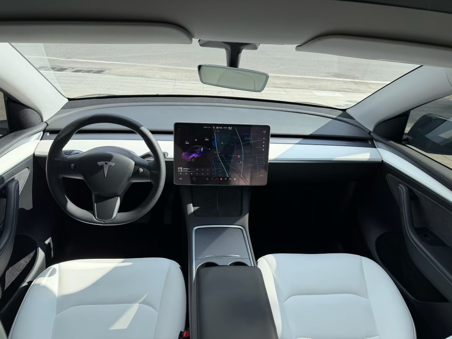 Tesla Model Y 2021 #5 Tesla Model Y 2021 car image #5
