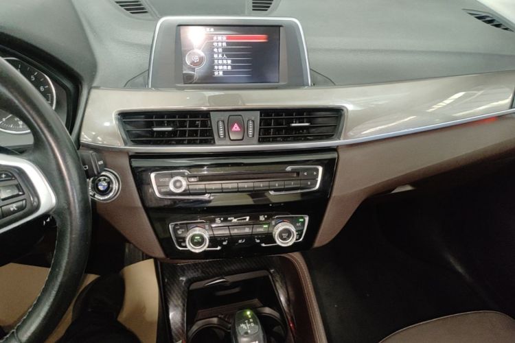 BMW X1 2017 car image #13
