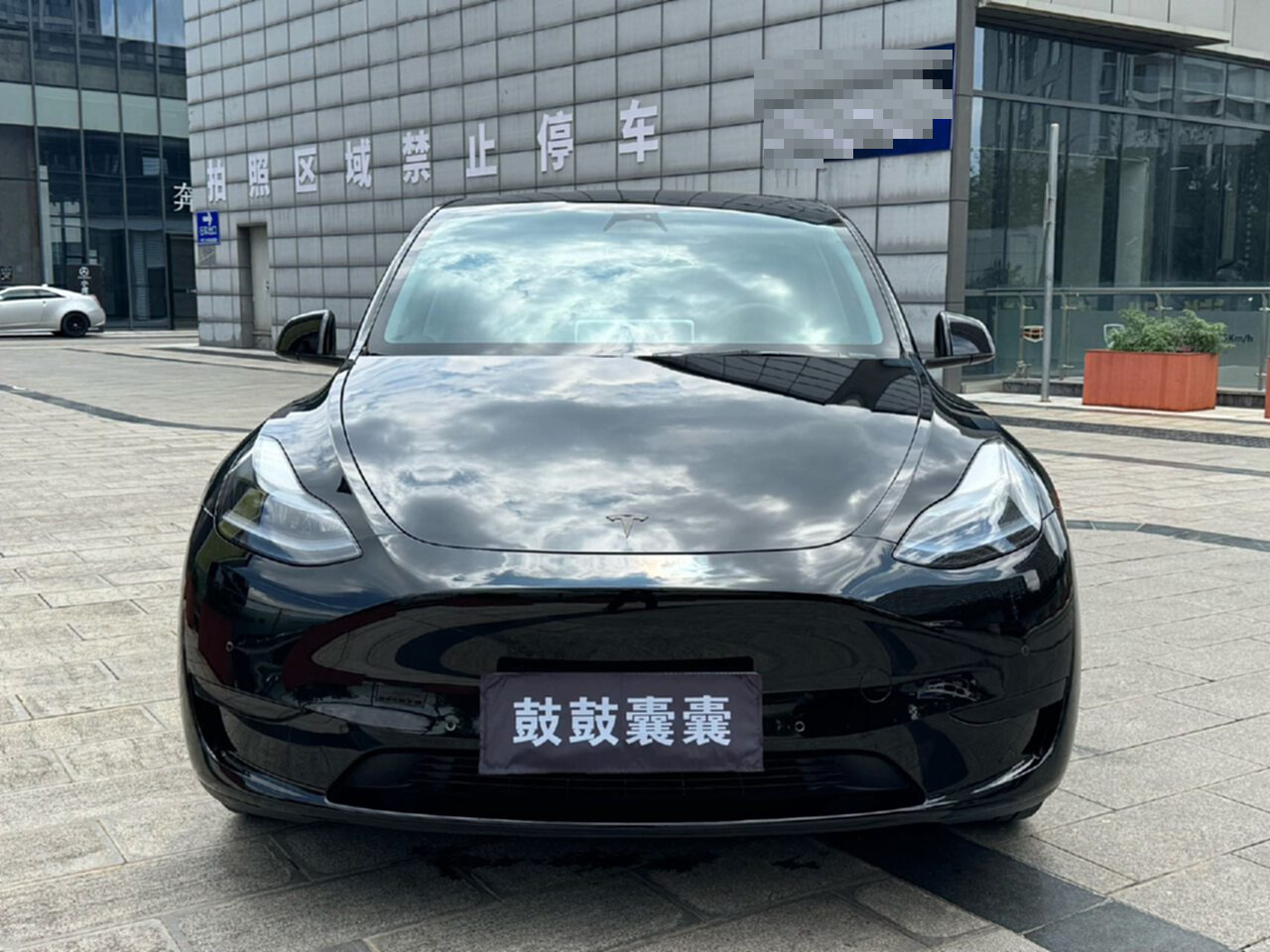 Tesla Model Y 2023 #4 Tesla Model Y 2023 immagine di auto #4