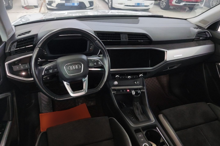 Audi Q3 2020 #10 Audi Q3 2020 car image #10