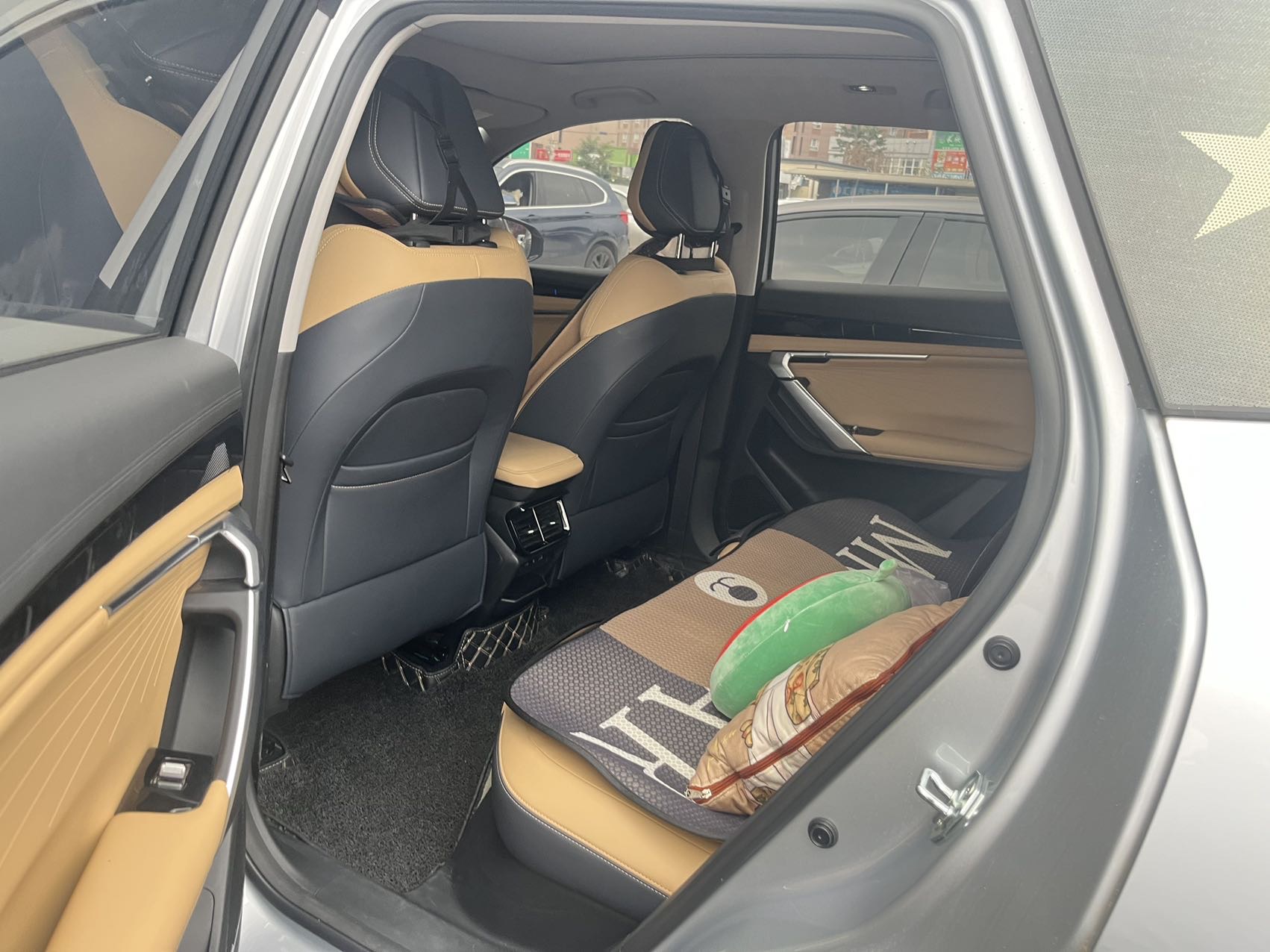 GEELY Boyue L 2024 car image #5