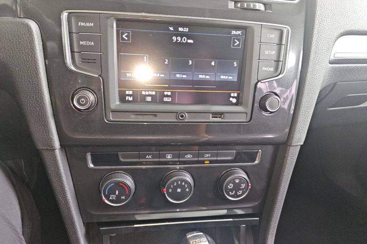 Volkswagen Golf 2017 #13 Volkswagen Golf 2017 car image #13