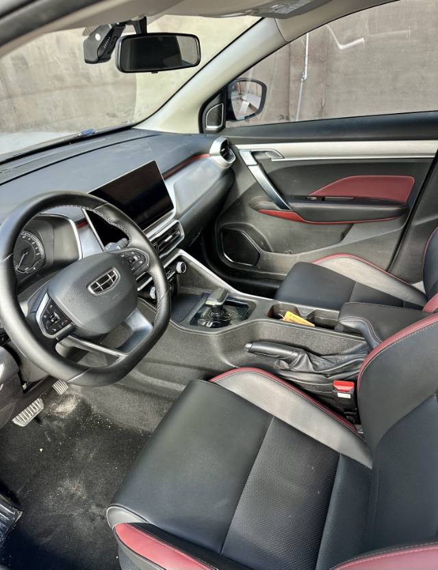 GEELY Coolray 2023 image de voiture #4