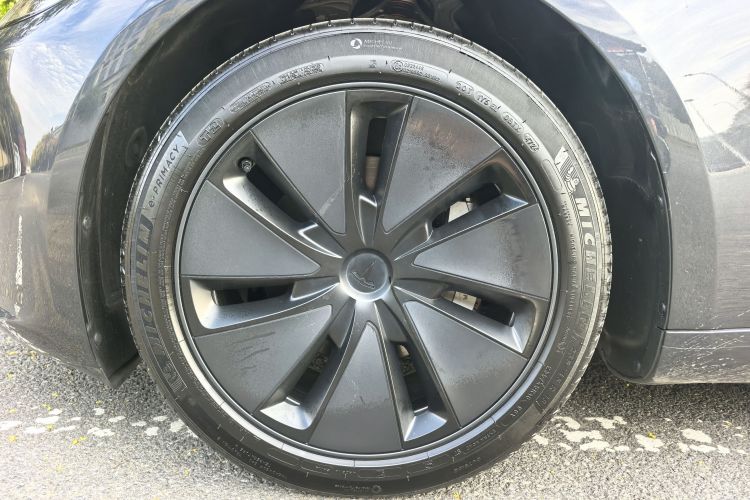 Tesla Model 3 2024 #10 Tesla Model 3 2024 car image #10