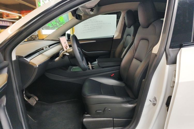 Tesla Model Y 2022 #21 Tesla Model Y 2022 car image #21