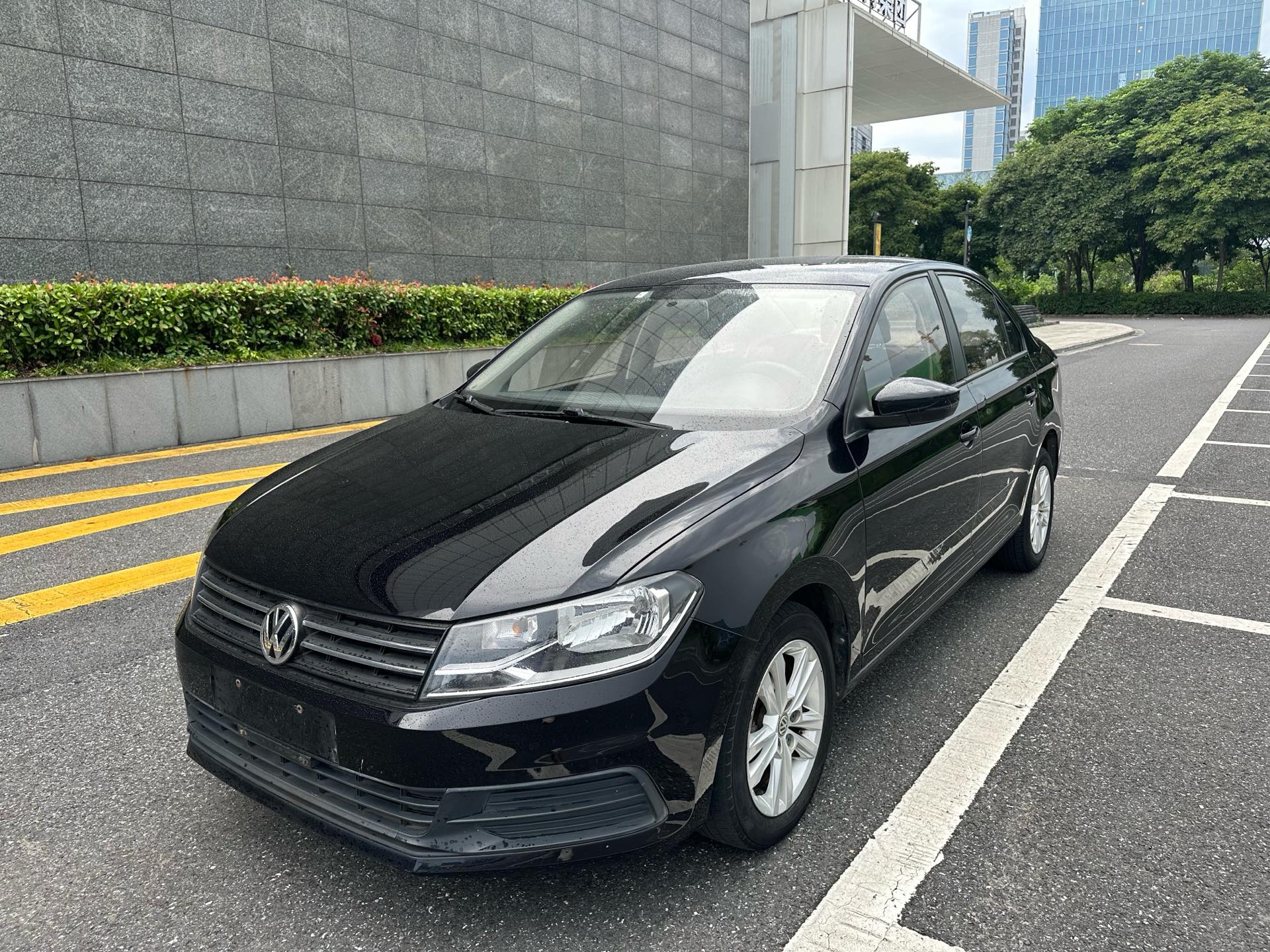 Volkswagen Santana 2017 car image 