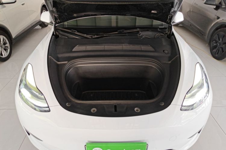 Tesla Model Y 2021 #22 Tesla Model Y 2021 car image #22