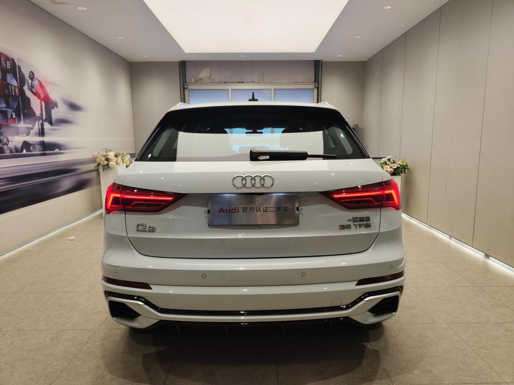 Audi Q3 2025 изображение автомобиля #3