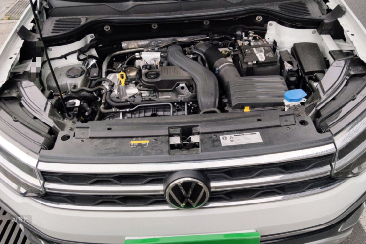 Volkswagen Tharu 2024 immagine di auto #22