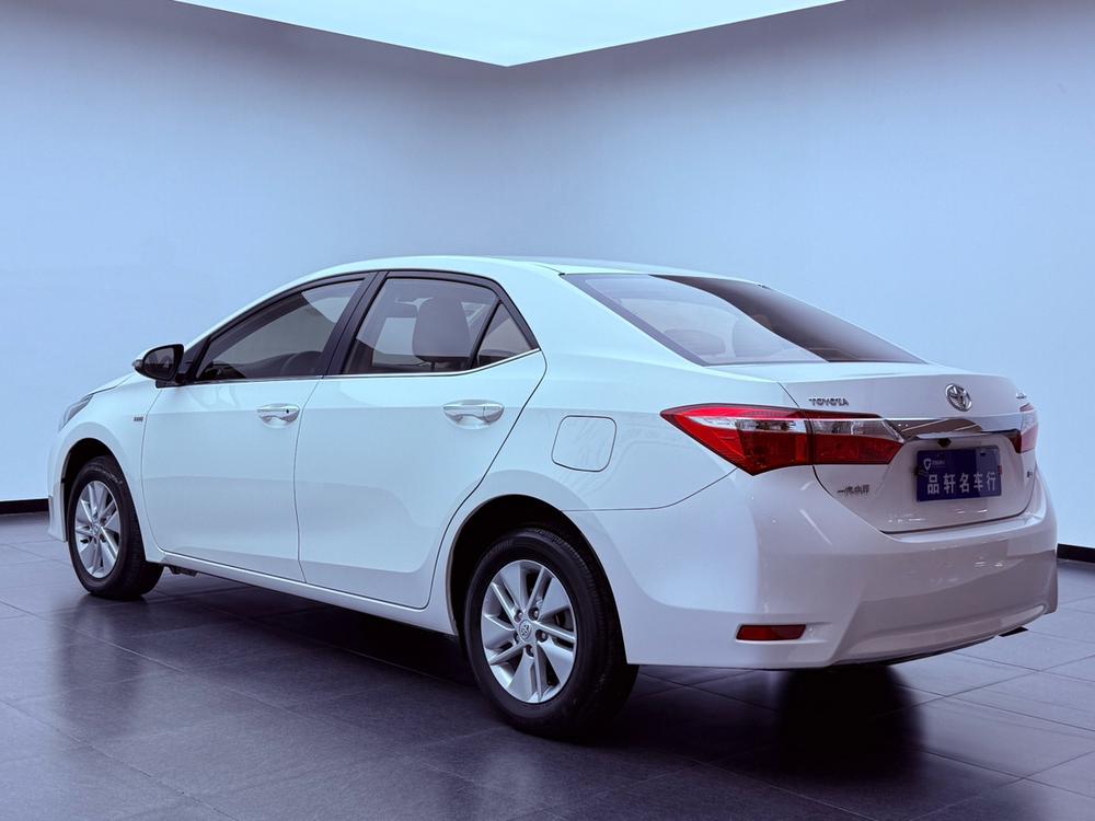 2015 car image #4