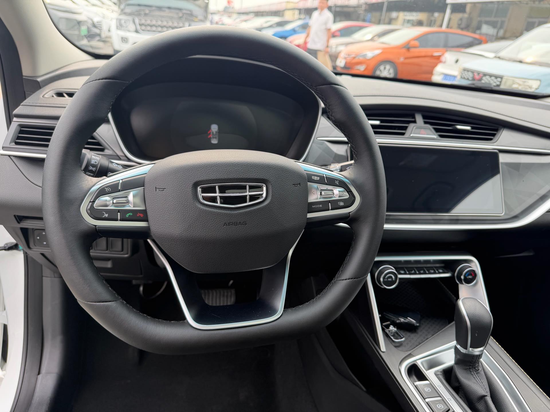 GEELY Binray 2022 car image #12
