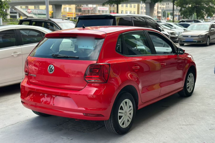 Volkswagen Polo 2018 car image #5