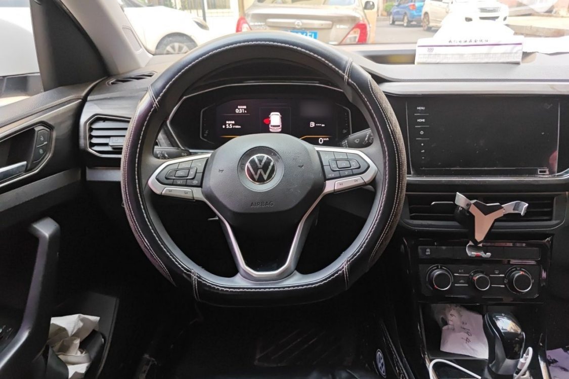 Volkswagen Tacqua 2020 #22 Volkswagen Tacqua 2020 car image #22