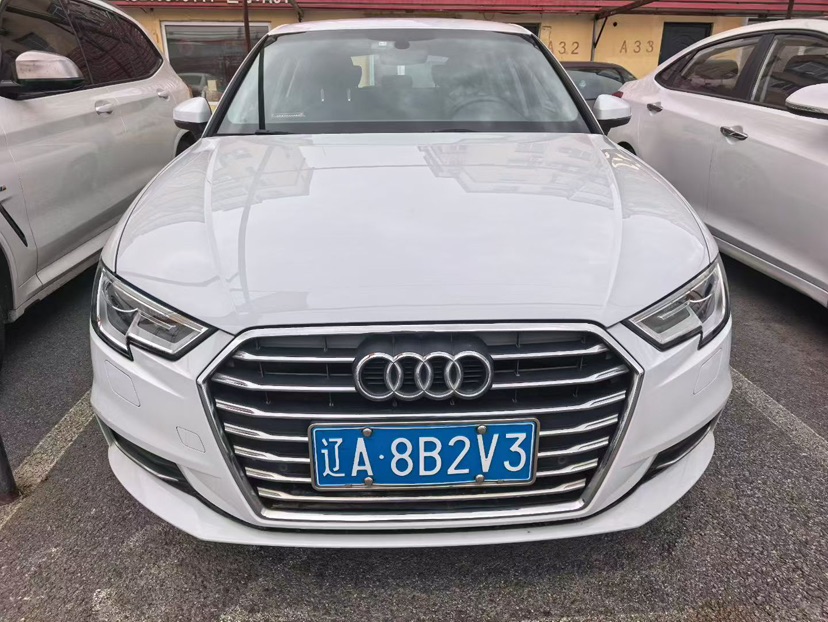 Audi A3 2019 car image #5