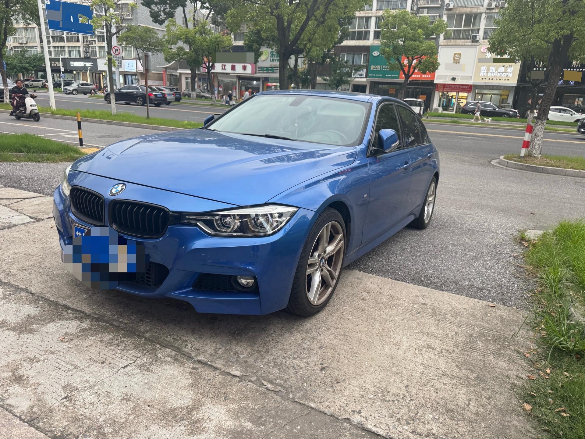 BMW 3 Series 2017 BMW 3 Series 2017 car image
