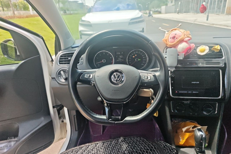 Volkswagen Polo 2019 #12 Volkswagen Polo 2019 car image #12